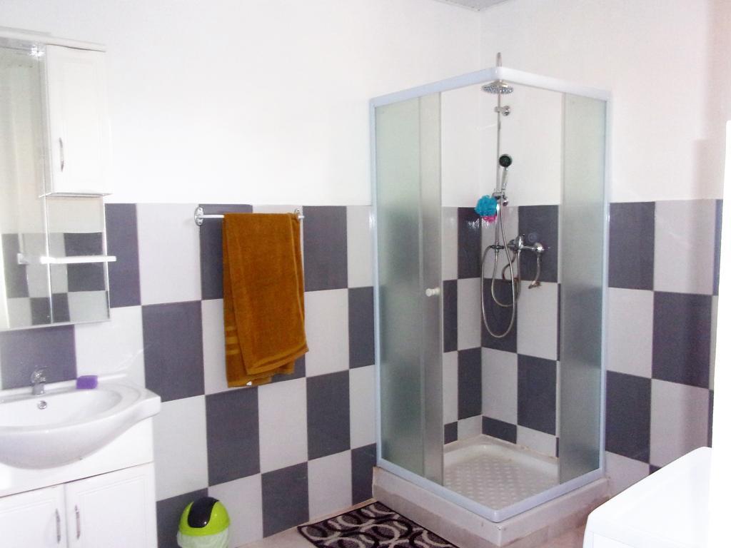 Hostel Des 3 Sources Сент-Мари Экстерьер фото